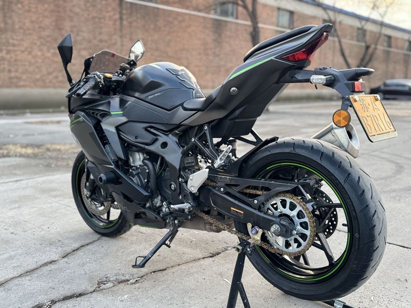 二手川崎ZX-4R