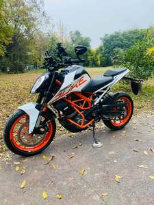 二手KTMR2R390 Duke