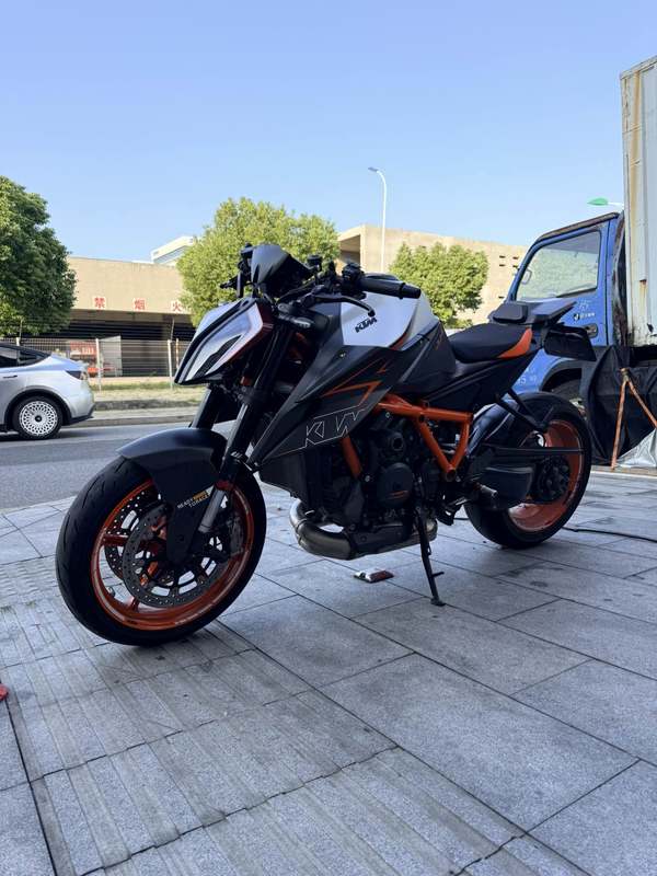 二手KTMR2R1290 Super Duke