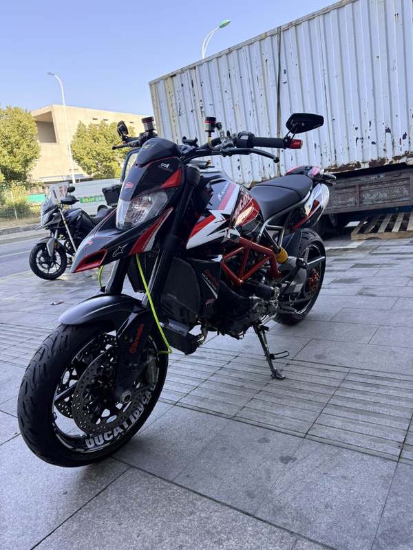 二手杜卡迪Hypermotard 950
