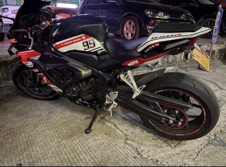 二手本田CBR650R