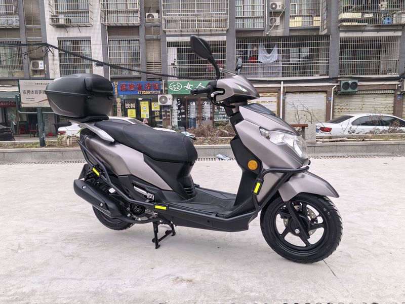 二手豪爵虎鲨VX125