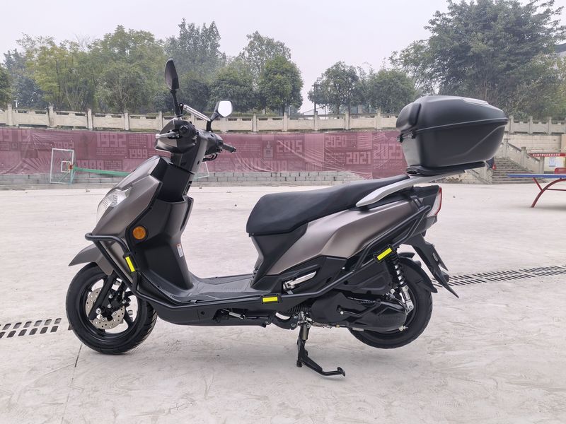 二手豪爵虎鲨VX125