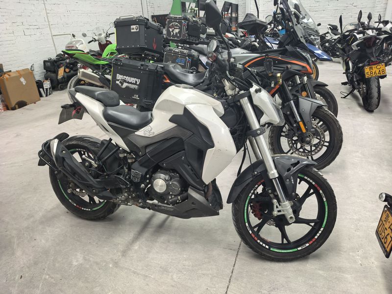 二手贝纳利小迅龙 BN150S