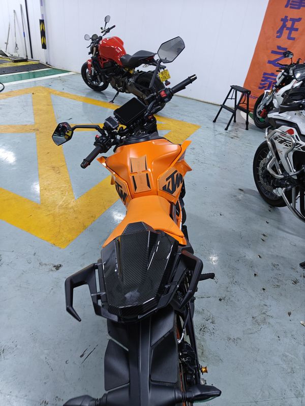 二手KTMR2R390 Duke