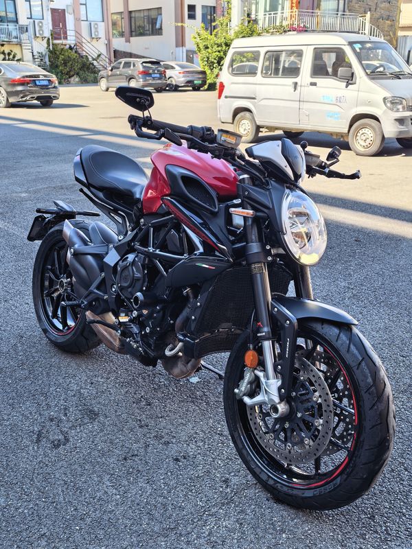 二手奥古斯塔Dragster 800