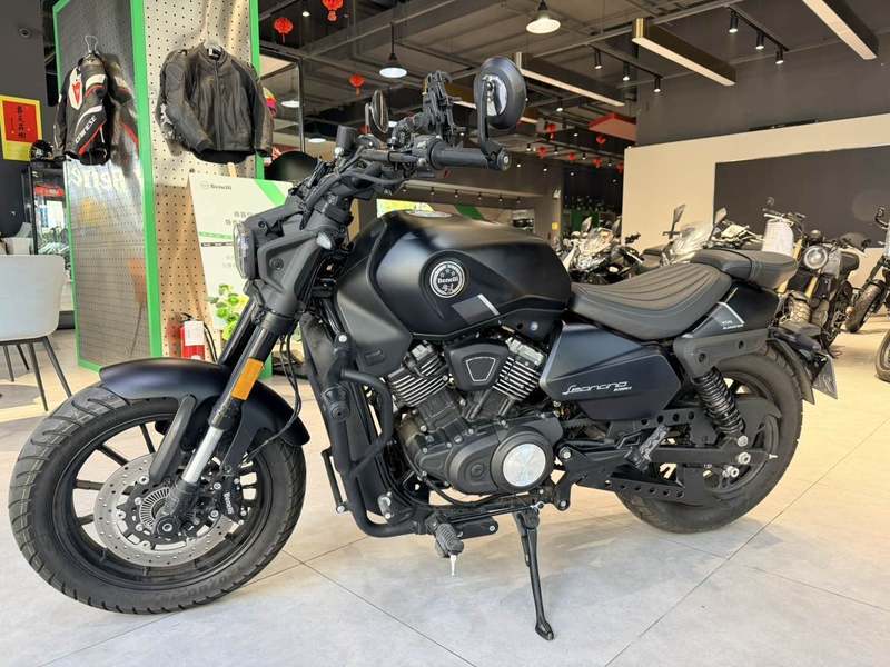 二手贝纳利哈伦252