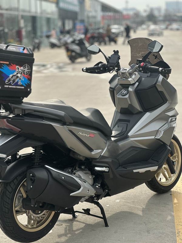 二手三阳哈士奇 Husky ADV300