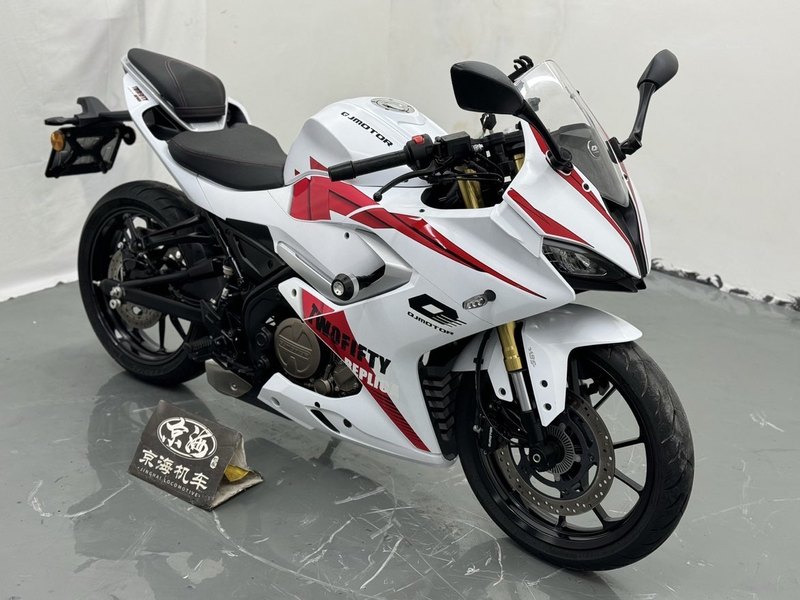 二手QJMOTOR赛250