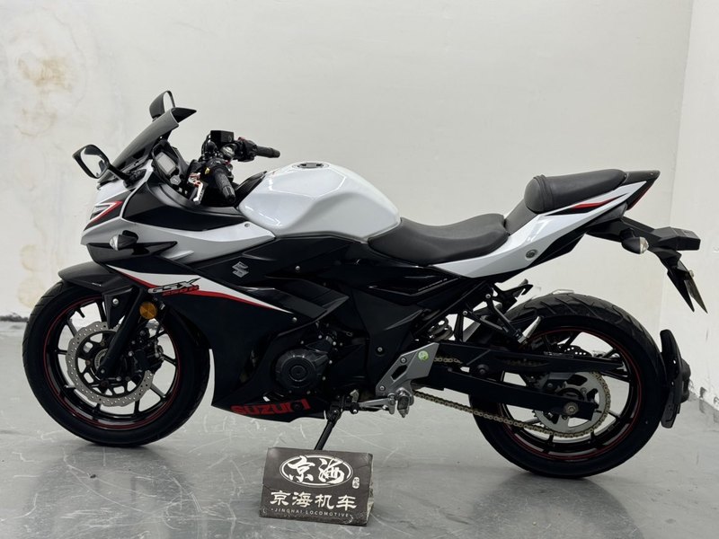 二手豪爵铃木GSX250R