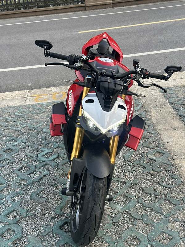 二手杜卡迪Street Fighter V4