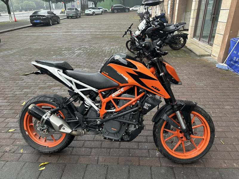 二手KTMR2R390 Duke