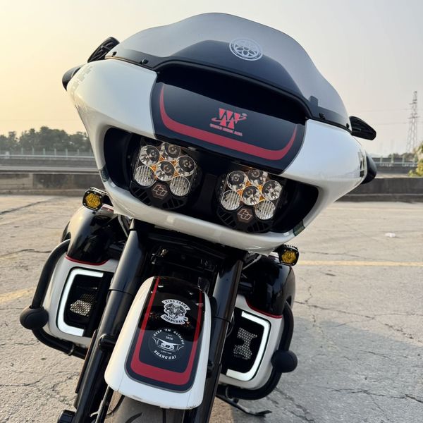 二手哈雷戴维森大道滑翔 Street Glide