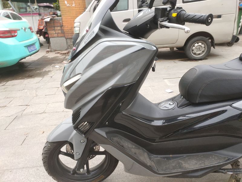 二手望雅猛士三代