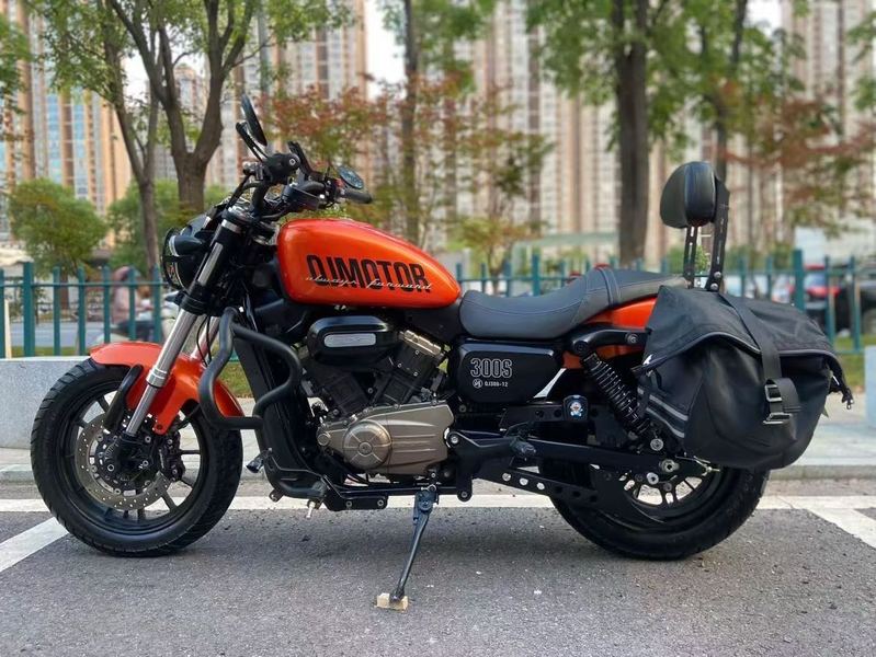 二手QJMOTOR闪300