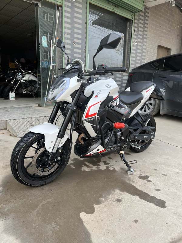 二手贝纳利小迅龙 BN150S