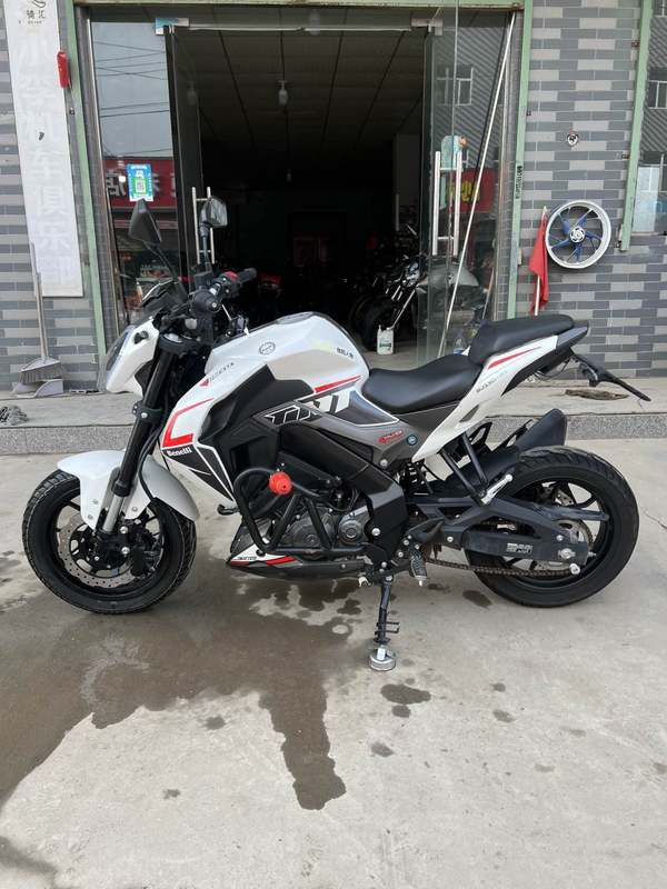 二手贝纳利小迅龙 BN150S