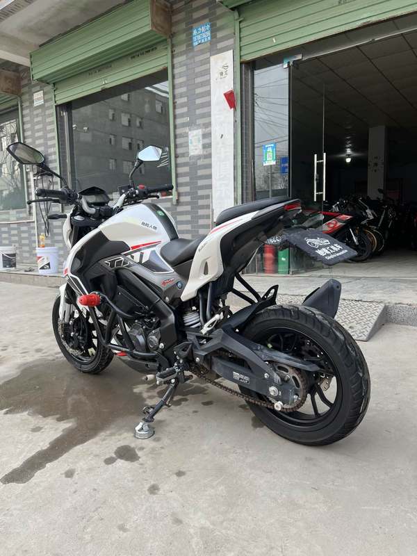 二手贝纳利小迅龙 BN150S