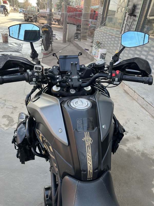 二手贝纳利TRK702