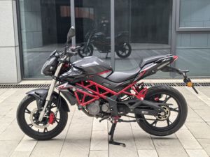 二手贝纳利红宝龙 TNT150i