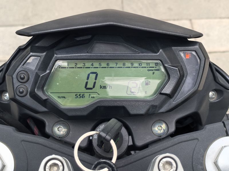 二手贝纳利红宝龙 TNT150i