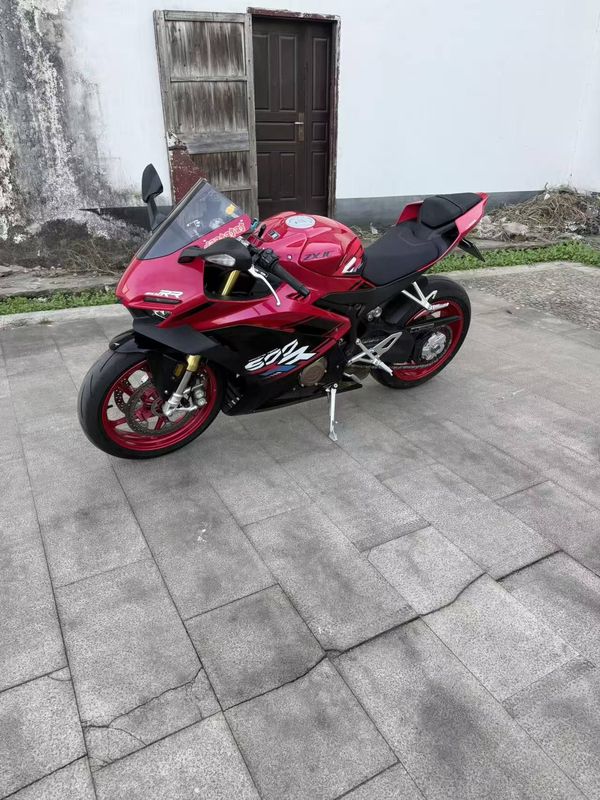 二手张雪机车500RR