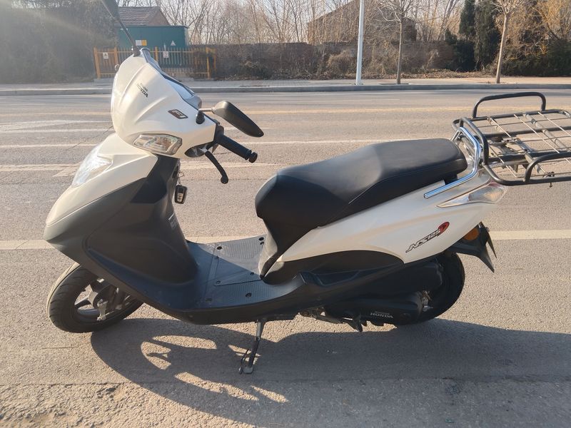 二手新大洲本田NS125D