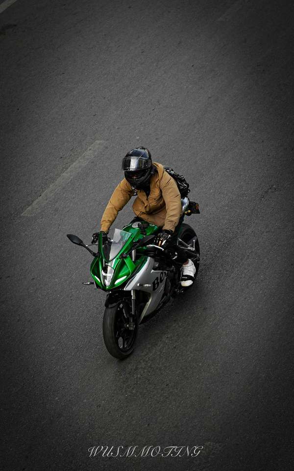 二手贝纳利龙卷风 Tornado 252R