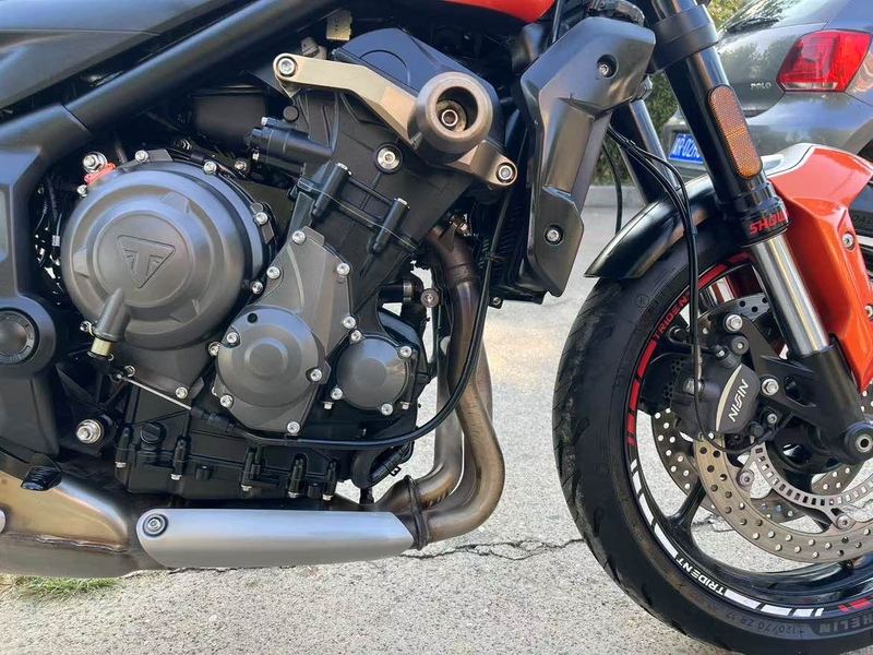 二手凯旋Trident 660