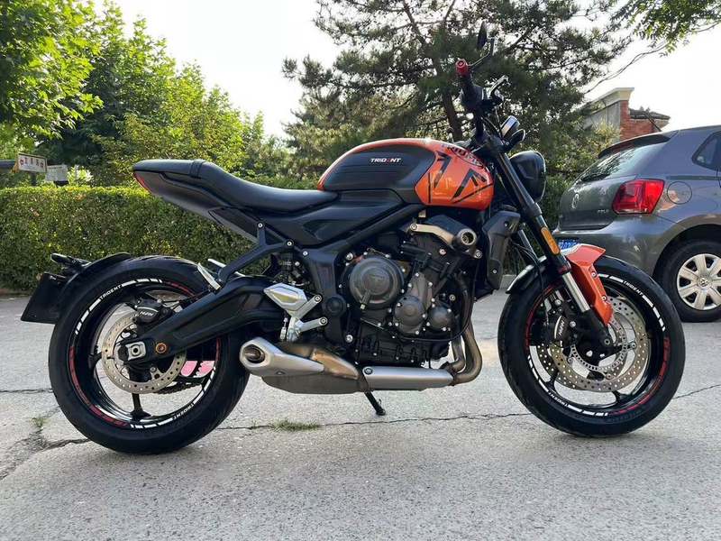 二手凯旋Trident 660