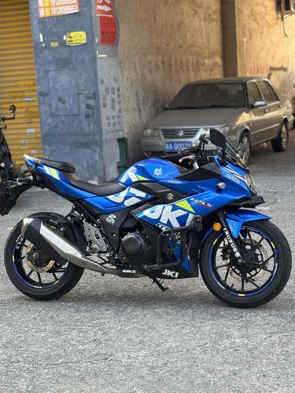 二手豪爵铃木GSX250R