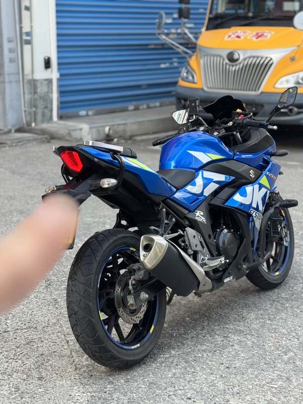 二手豪爵铃木GSX250R
