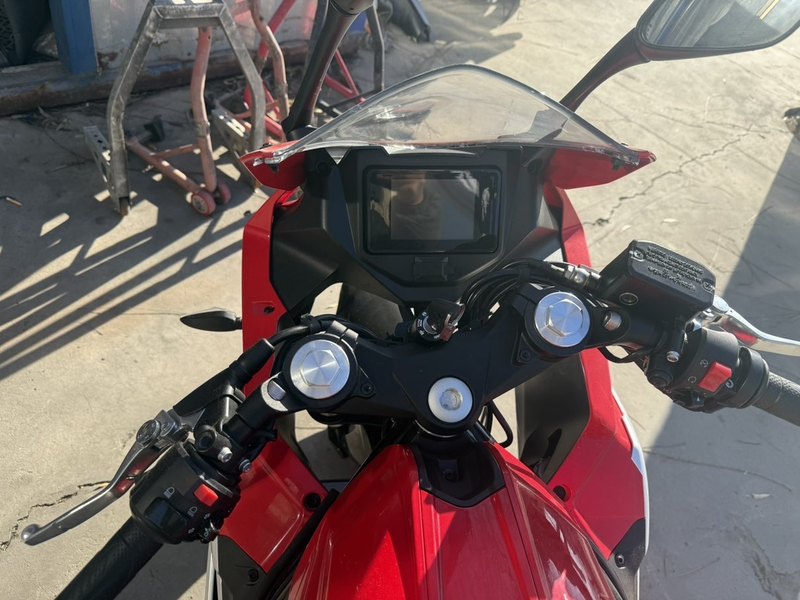 二手贝纳利龙卷风 Tornado 252R