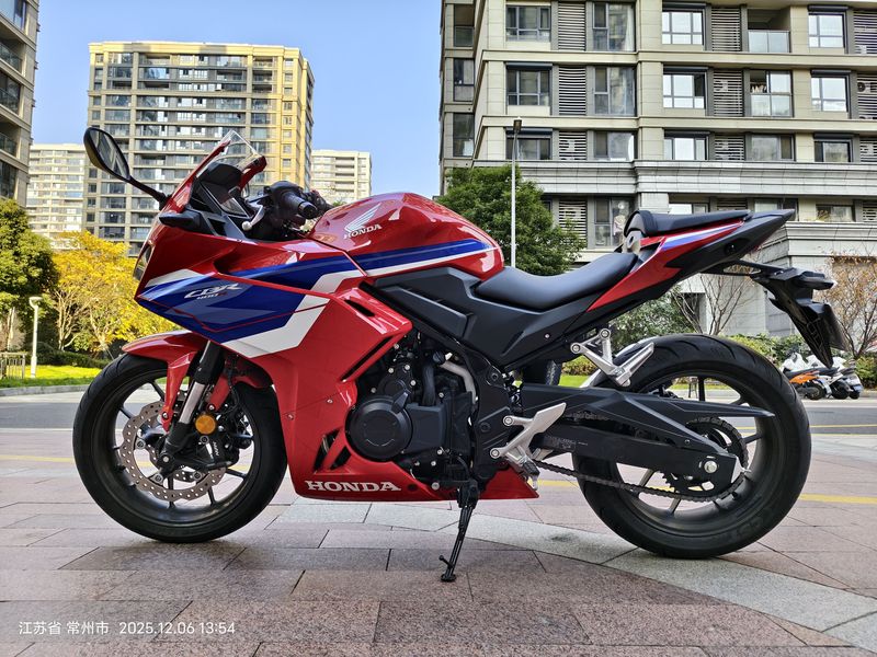 二手本田CBR400R