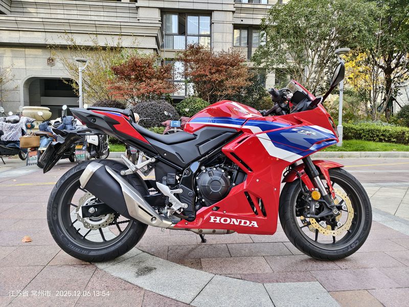 二手本田CBR400R