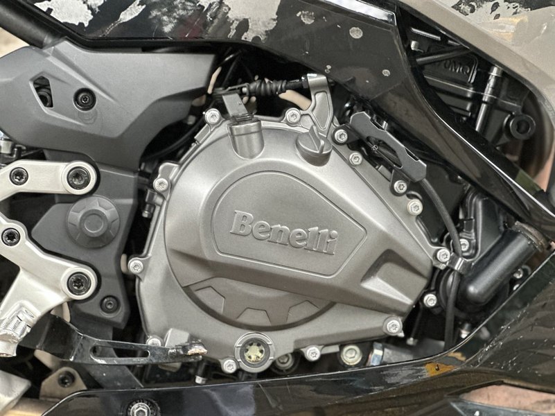 二手贝纳利龙卷风 Tornado 402R