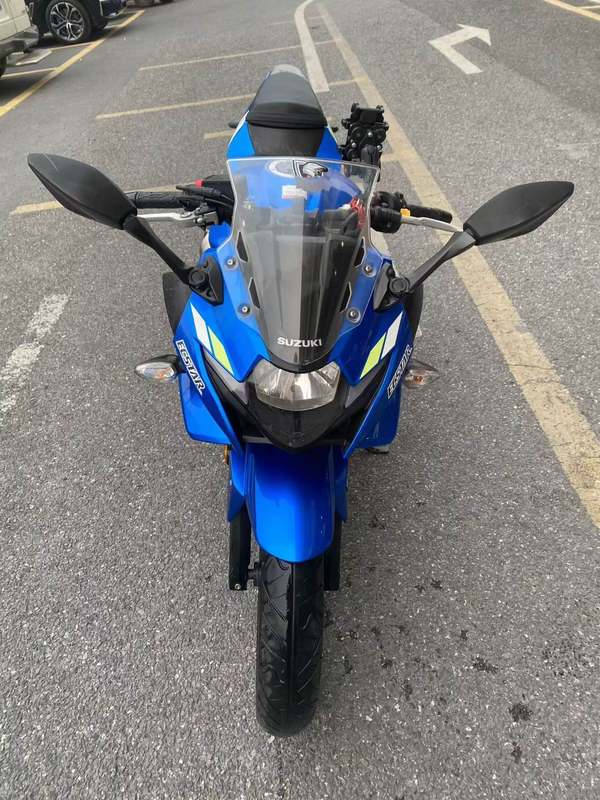 二手豪爵铃木GSX250R