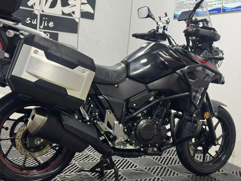 二手豪爵铃木DL250