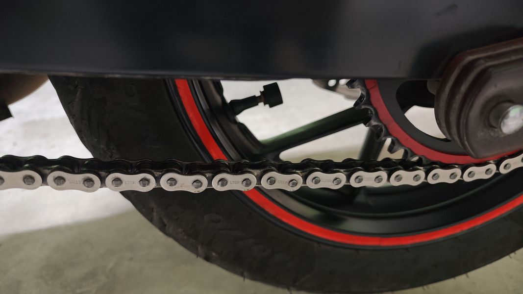 二手豪爵铃木DL250