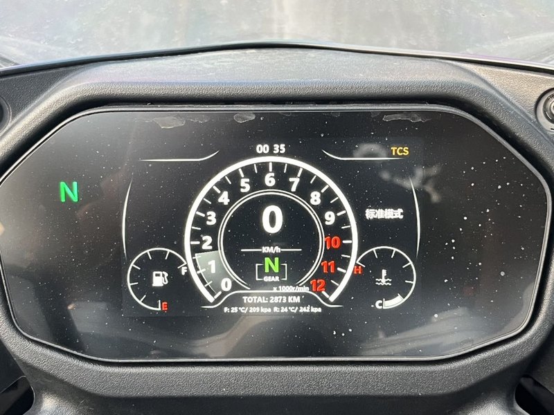 二手贝纳利龙卷风 Tornado 552R