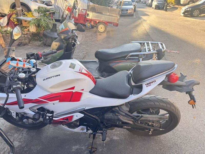 二手QJMOTOR赛250