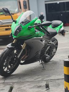 二手贝纳利龙卷风 Tornado 402R