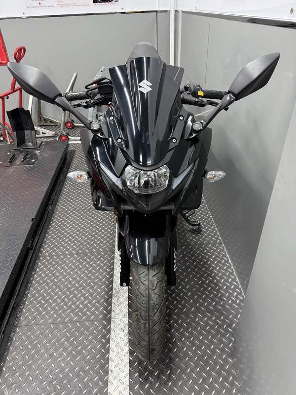 二手豪爵铃木GSX250R