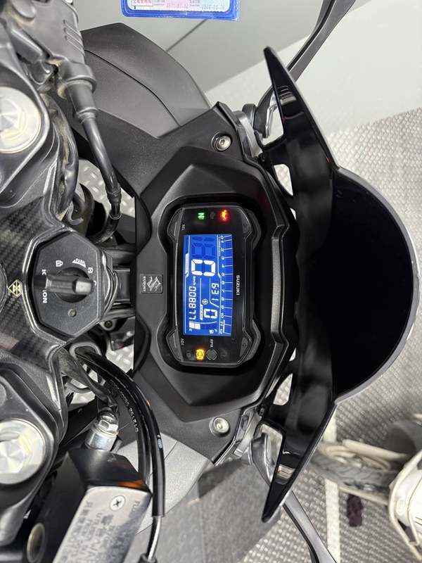 二手豪爵铃木GSX250R