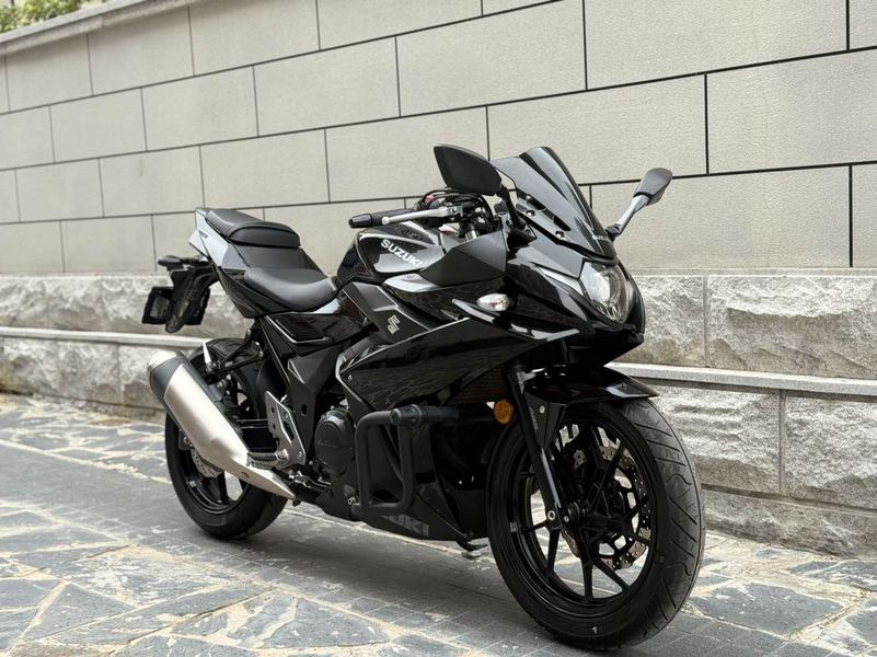 二手豪爵铃木GSX250R