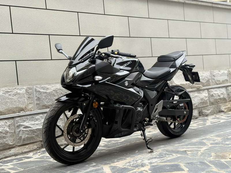 二手豪爵铃木GSX250R