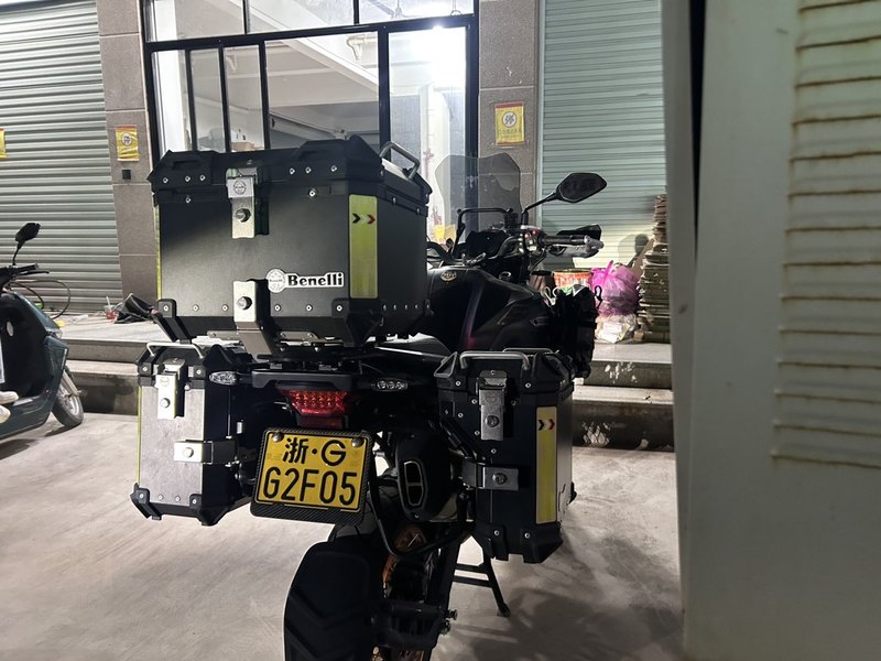 二手贝纳利TRK552