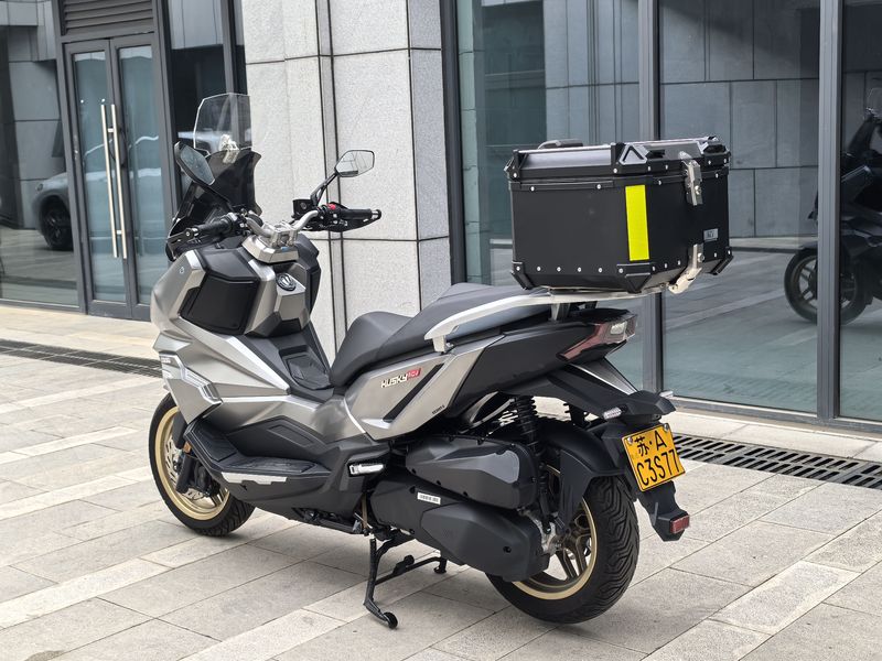 二手三阳哈士奇 Husky ADV300