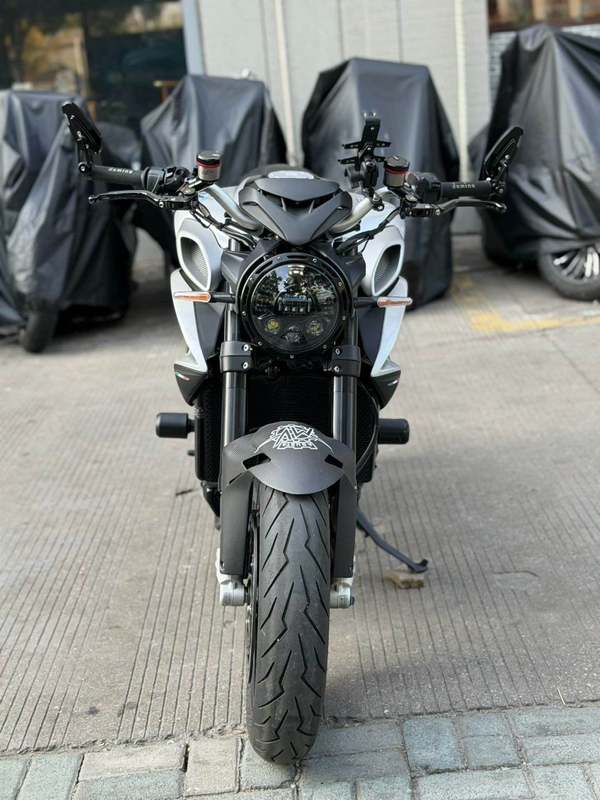 二手奥古斯塔Brutale 800