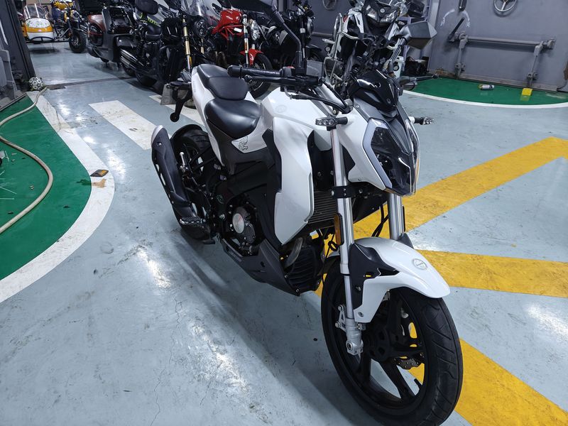 二手贝纳利小迅龙 BN150S